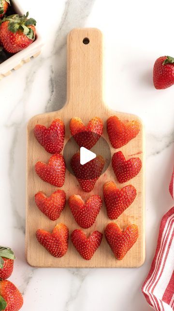 How To Cut A Strawberry Into A Rose, Cut Strawberries Into Hearts, Heart Shape Strawberries, Strawberry Hearts How To Cut, How To Cut Strawberries Into Hearts, Cute Ways To Cut Strawberries, How To Cut Strawberries For Decoration, Heart Shaped Strawberries, Heart Strawberries