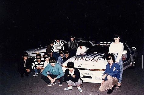 A group of “hashiriyā” or street racers posing in front of two early model Toyota Supras. identities have been hidden. Car Poses, Mobil Drift, Classic Japanese Cars, Japanese Domestic Market, Jdm Wallpaper, Praise The Lord, Drifting Cars, Street Racing Cars, Street Racing
