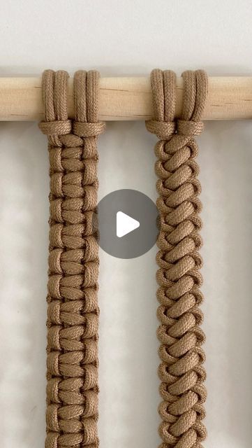 Macrame Keychain Tutorial Video, Macrame Video Tutorial, Macrame How To, Macrame Pompom, Macrame Basic Knots, Macrame Knot Tutorial, Learning Macrame, Macrame Knots Step By Step, Macrame Videos