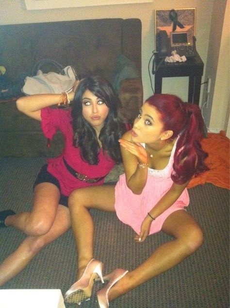 Victorious Cast, Daniella Monet, Old Disney Channel, 2013 Swag Era, I Love Cinema, Ariana Grande Photos, Ariana Grande Pictures, Cat Valentine, Doja Cat