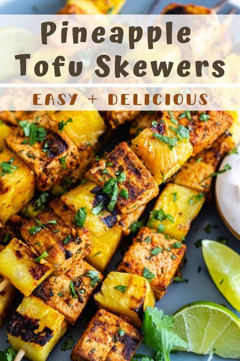 These Pineapple Tofu Skewers are super simple to throw together and great for grilling season! So easy and delicious Vegan Grilling, Vegetarian Grilling, Pineapple Tofu, Tofu Kebab, Tofu Skewers, Vegetarian Grilling Recipes, Bbq Veggies, Vegetarian Bbq, Grilled Tofu