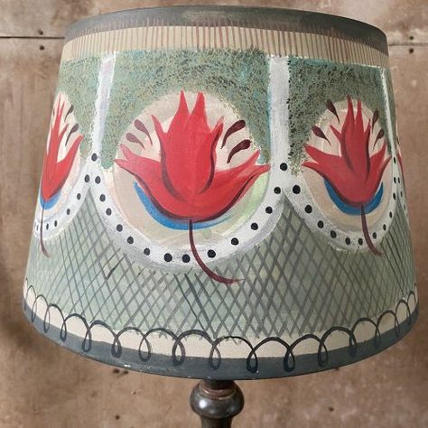 Printed Lampshades, Bloomsbury Style, Unique Lampshades, Charleston Style, Bloomsbury Group, Painting Lamp Shades, Christmas Decor Inspiration, Painting Lamps, Diy Lamp Shade