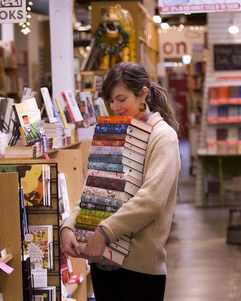 Books are a girls best friend. World Of Books, Book Dragon, I Love Reading, Stack Of Books, Book Addict, Book Nooks, 인물 사진, Book Store, I Love Books