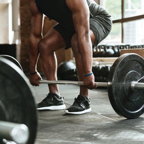 Gym Photoshoot Male, Barbell Complex Workouts, Male Fitness Photography, Workout Photoshoot, Gym Photoshoot, Foto Sport, Man Gym, 12 Minute Workout, Gym Photography