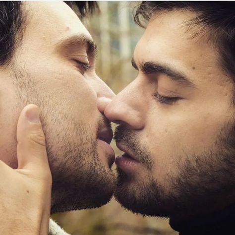 ANGELSTURKIYE on Twitter: "#gay #gayhusbandmaterial #gayworld #gaypride #gaymarriage #gayhusband #gayshayar #gaypartner #gayproud #gaycouplelove #gaycouples #gaycuplelove #gaylife #gaycute #foryoupage #foryou #follow #love #loveislove #likesforlike #like #lgbtq #lgbtq🌈 #lgbt #instagram #instagrampost https://t.co/mKjFw3H5V7" / Twitter Men In Undershirts, Gay Twitter, Man Goals, Mm Books, Scene People, Cars Video, Red White Royal Blue, Fair Haven, Gay Guys