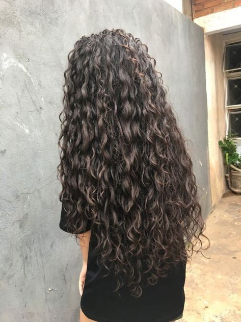 Super Long Curly Hair Natural Curls, Long Permed Hair Before And After, Long 3a Hair, Long Curly Hair Naturally, Perm On Long Hair, Best Haircuts For Curly Hair Long, Perms For Long Hair, Super Long Curly Hair, Long Naturally Curly Hair