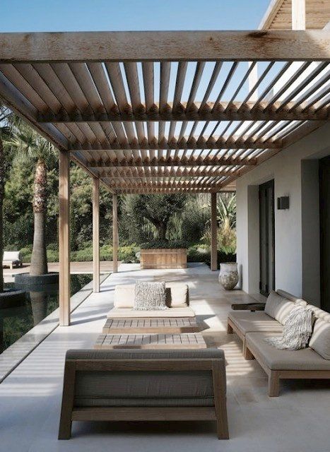 Ombra Pergola, Design Per Patio, Pergola Diy, Building A Pergola, Modern Pergola, Pergola Design, Pergola Garden, Pergola Attached To House, Wooden Pergola