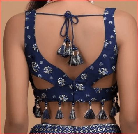 back side blouse design Girls Blouse Design, Suit Back Neck Designs Indian, Blouse Design 2023, Back Design Of Blouse, Blouses Designs Latest, Blouse Designs 2023, Back Neck Design Blouse, Back Neck Designs For Blouses, Neck Design Blouse