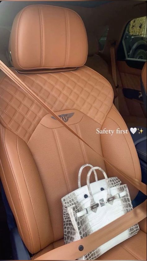 Hermes Birkin Outfit, Birkin Outfit, Kelly Bag Hermes, Kelly Outfit, Hermes Birkin Black, Sac Hermes Kelly, Tas Hermes, Luxury Lifestyle Girly, Hermes Kelly Bag