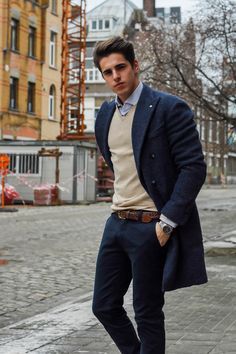 Fall Winter Outfits Casual, Winter Coat Outfits, Classy Outfits Men, Mens Business Casual Outfits, Herren Style, Smart Casual Men, Mens Fashion Blazer, Fall Outfits Men, Stylish Men Casual