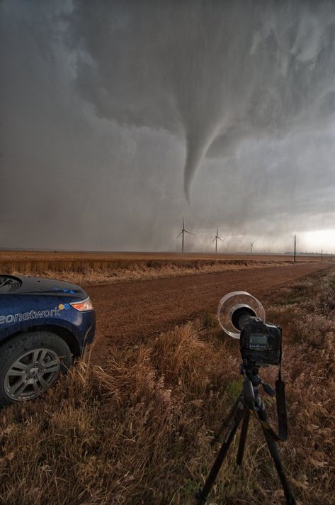 Landscape Texture, Tornado Pictures, Weather Storm, Storm Chasing, Wild Weather, Lightning Storm, Weather Photos, Stormy Weather, Perfect Storm