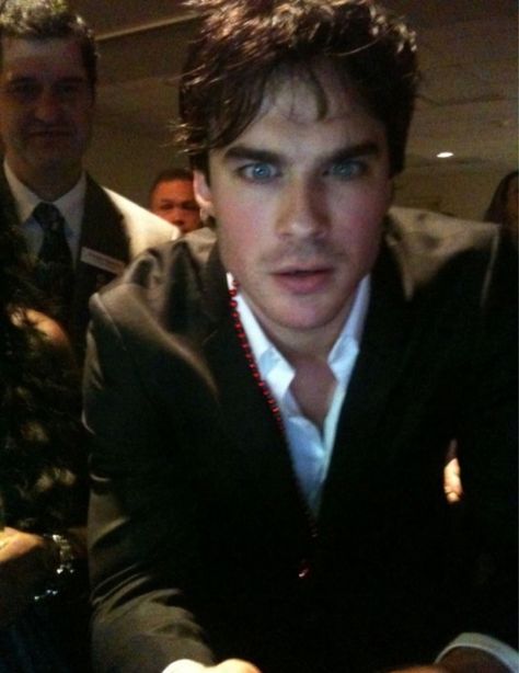 ian somerhalder, damon salvatore e rare imagem no We Heart It Ian Somerhalder, Damon Salvatore