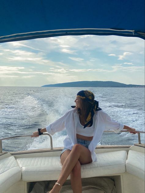 Photos On Yacht, On Boat Pictures, Croatia Boat Aesthetic, Honnavar Boating Photoshoot, Boat Cruise Birthday Outfit, Ferry Boat Outfit, Santorini Boat Pictures, Yatch Party Photoshoot, Yatch Boat Aesthetic Outfit