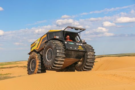 L’année 2019 vient de débuter, accompagnée d’un arsenal exclusif de 15 véhicules tout-terrain qui n’ont rien à voir avec les #modèles 4x4 que l’on a #tendance à voir sur les routes. Sherp Atv, Small Luxury Cars, Hors Route, Atv Riding, Boat Fashion, Speed Bike, Terrain Vehicle, Quad Bike, The Ark