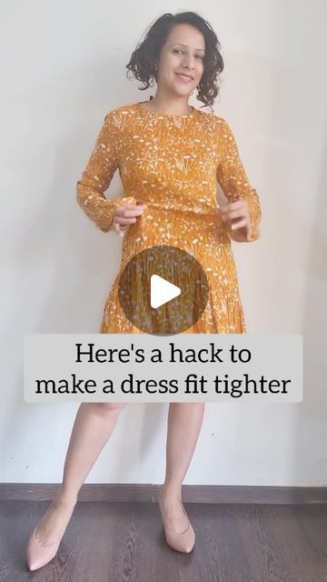 Shweta Mathur on Instagram: "Quick hack to make a dress fit tighter 

#stylehack #fashionhack #dresses #styleblogger" Dress Into Shirt Hack, Diy Tighten Dress, Ways To Tie A Wrap Dress, How To Make A Dress More Fitted, Tighten Dress Hack, Dress Hacks Tips Style, How To Tighten Dress Waist, Make A Dress Fit Tighter, How To Accessorize A Dress