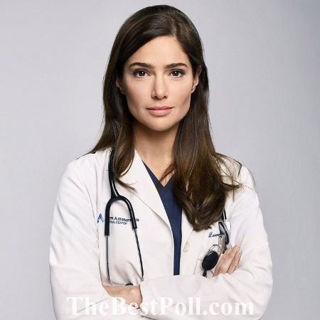 The Best Actresses of American Tv Series 2021 Poll Janet Montgomery, Foto Doctor, Wheelchair Fashion, Graduation Poses, New Amsterdam, Popular Tv Series, University Life, Female Doctor, Best Actress