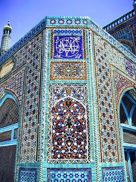 Muslim Culture on Twitter: "https://t.co/YC3aw5HGiu" / Twitter Rio De Janeiro, Mazar E Sharif, Balkh Afghanistan, Mosaic Walls, Muslim Culture, Persian Architecture, Islamic Culture, Blue Mosque, Beautiful Mosques