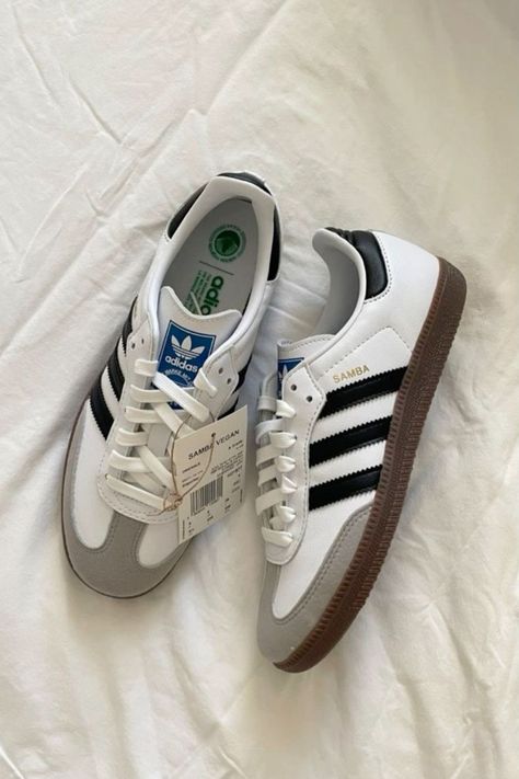 adidas Originals Samba Og Samba Decon, Baby Luggage, Luggage Brands, Video Games Pc, Sell On Amazon, Adidas Samba, Amazon Gifts, Samba, Sneakers Men