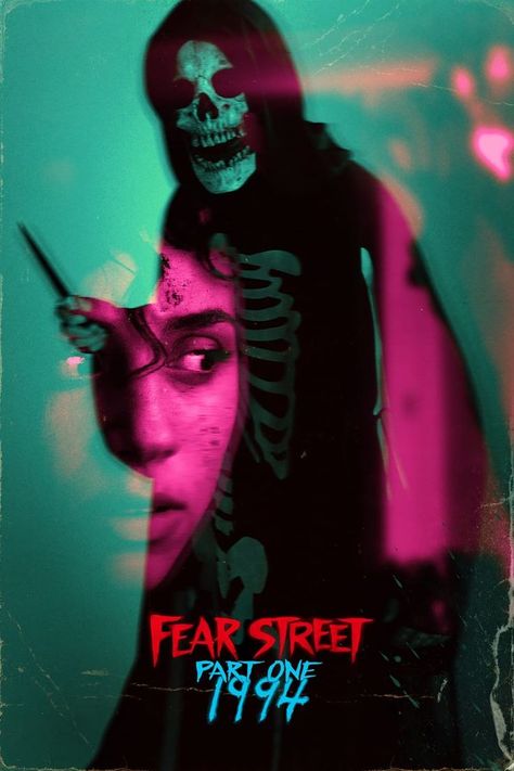 Fear Street 1994, Street Tattoo, Fear Street, Horror Posters, Film Prints, Netflix Streaming, Movie Poster Art, Art Films, Halloween Horror