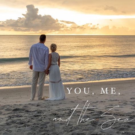 Best Beach Wedding Locations, Beach Wedding Pics, Wedding Anniversary Pictures, Vow Renewal Beach, Small Beach Weddings, Florida Elopement, Sunset Beach Weddings, Couple Beach Pictures, Simple Beach Wedding