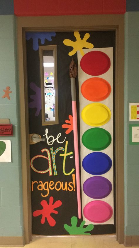 My new art room door! Art Room Doors, Decoration Creche, Art Bulletin Boards, Sistem Solar, Art Classroom Decor, Kids Camp, Teacher Doors, School Doors, School Theme