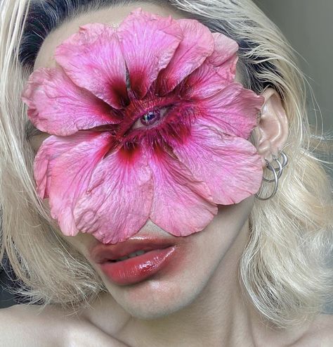 Special Effects Makeup Aesthetic, Flower Halloween Makeup, Flower Makeup Looks, Pragmatic Utopia, Theatre Photoshoot, 70’s Makeup, Floral Mask, Prosthetic Makeup, Flower Makeup