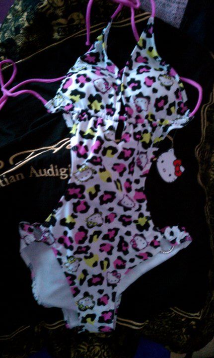 my one piece hello kitty swimsuit Kawaii, Hello Kitty Swimsuit, Y2k Tropical, Sinful Clothing, Pretty Swimsuits, Y2k Swimsuit, Alt Clothes, 2000s Clothes, Kitty Clothes