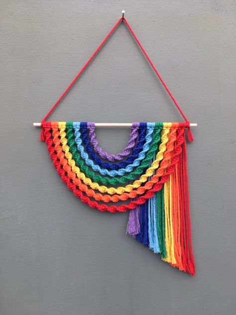 Macrame Rainbow Rainbow Wall Hanging Macrame Wall Hanging Rainbow Macrame Wall Hangings, Simpul Makrame, Art Macramé, Rainbow Window, Rainbow Decor, Rainbow Macrame, Macrame Rainbow, Macrame Wall Hanging Diy, Rainbow Wall Hanging