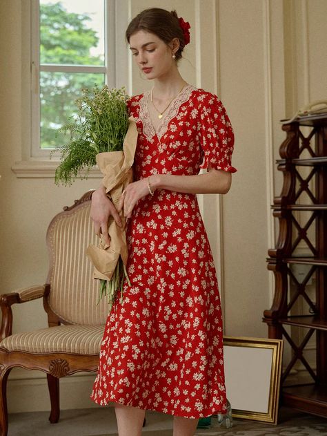 Simple Retro Women's Floral Print V-Neck Splicing Puff Sleeve Mid-Length DressI discovered amazing products on SHEIN.com, come check them out! Elegant Red Dress, Mid Dress, Simple Retro, Dress Simple, Frill Sleeves, Elegant Red, Midi Length Skirts, Retro Women, Feminine Dress