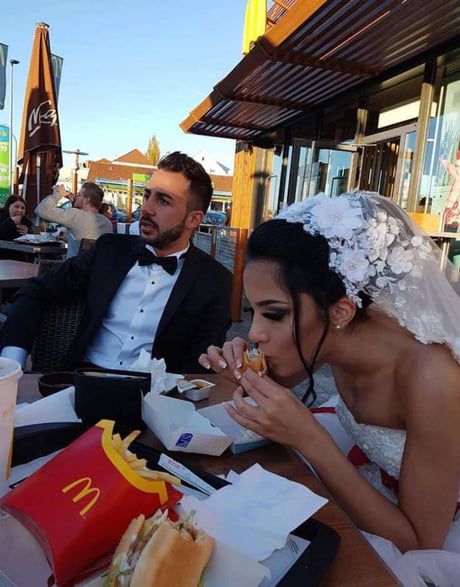 When you're getting married but mc donalds is life. - 9GAG Wedding Dress Organza, Junior Bridesmaid Dresses, Las Vegas Wedding Photos, Mc Donald, Aline Wedding Dress, Wedding Dresses Satin, Wedding Dresses Strapless, Future Bride, Vegas Wedding