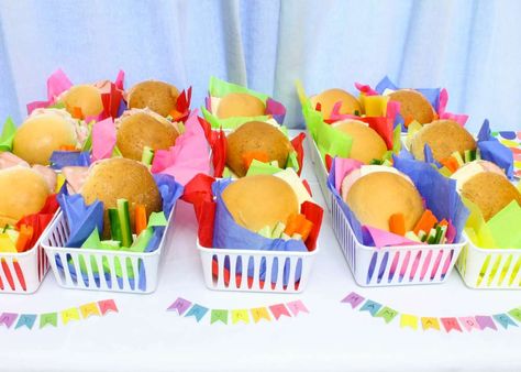 Colourful Art Birthday Party | CatchMyParty.com Art Party Treats, Art Party Foods, Slumber Party Foods, Birthday Art Party, Artist Birthday Party, Drawing Party, Art Party Birthday, Art Parties, Painting Birthday Party