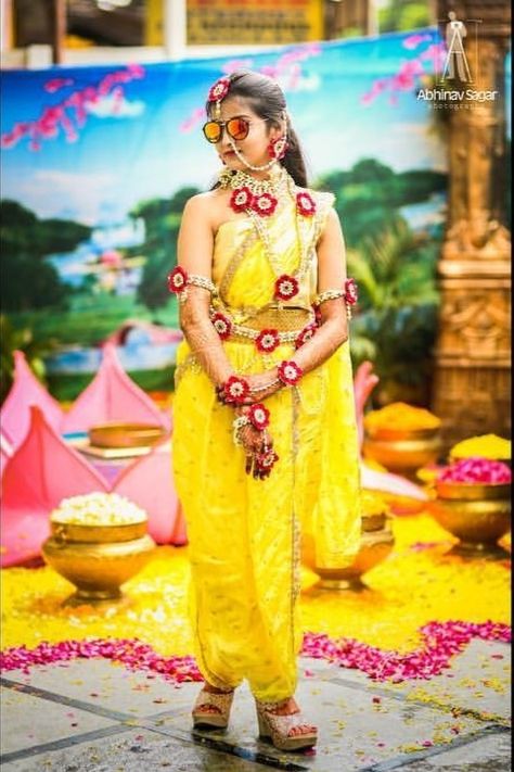 Nalugu Function, Mehndi Stills, Mangala Snanam Stills, Saree Ceremony Stills, Haldi Stills, Haldi Look For Bride, Haldi Pose, Haldi Photography, Haldi Shoot