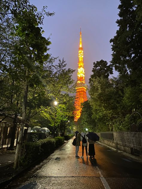 Night Life Tokyo, Tokyo Girl Aesthetic, Tokyo Tower Aesthetic, Tokyo Tower Night, Tokyo Night Life, Tokyo Christmas, Photo Japon, Japanese Core, Japan Vibes