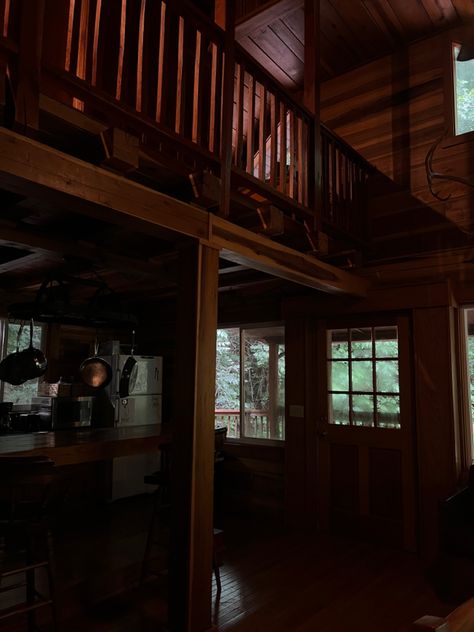 Cabin Living Aesthetic, Scary Cabin Aesthetic, Horror Cabin Aesthetic, Cosy Cabin In The Woods, Cozy Cabin In The Woods Aesthetic, Cabin Inspo Pictures, Wooden Cabin Aesthetic, Secluded Cabin Aesthetic, Mountain Cabin Aesthetic Interior