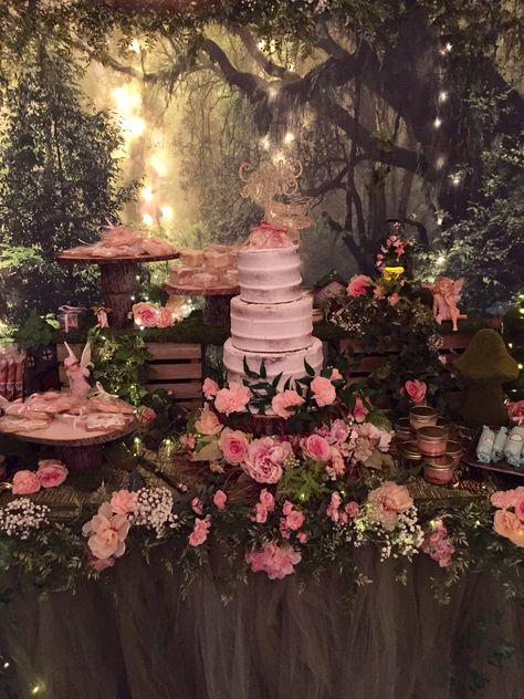 Enchanted Forest Theme Quinceanera, Enchanted Forest Cake, Enchanted Forest Quinceanera Theme, Enchanted Forest Quinceanera, Forest Theme Party, Quince Decor, Enchanted Forest Birthday, Gardening Tips And Tricks, Quince Themes