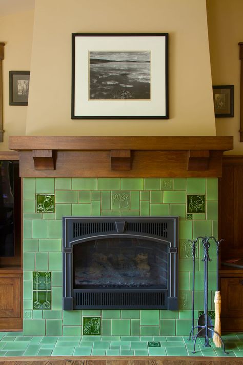 Craftsman Tile Makers - Design for the Arts & Crafts House | Arts & Crafts Homes Online Mosaic Tiles Fireplace, Arts And Crafts Mantle, Framed Out Fireplace, Arts And Crafts Fireplace Ideas, Copper Tile Fireplace, Arts And Crafts Fireplace Surround, Craftsman Tile Fireplace, Craftsman Mantle, Craftsman Mantel