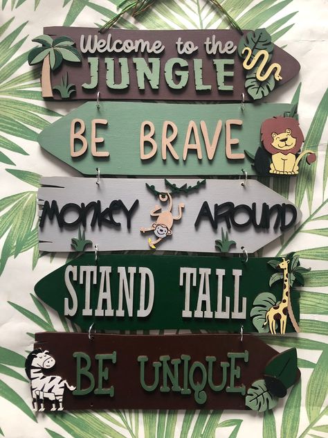 Safari Toddler Room, Jungle Bedroom Kids, Safari Room Decor, Safari Bedroom Decor, Jungle Bedroom Theme, Jungle Theme Rooms, Kids Jungle Room, Safari Wall Decor, Giraffe Room