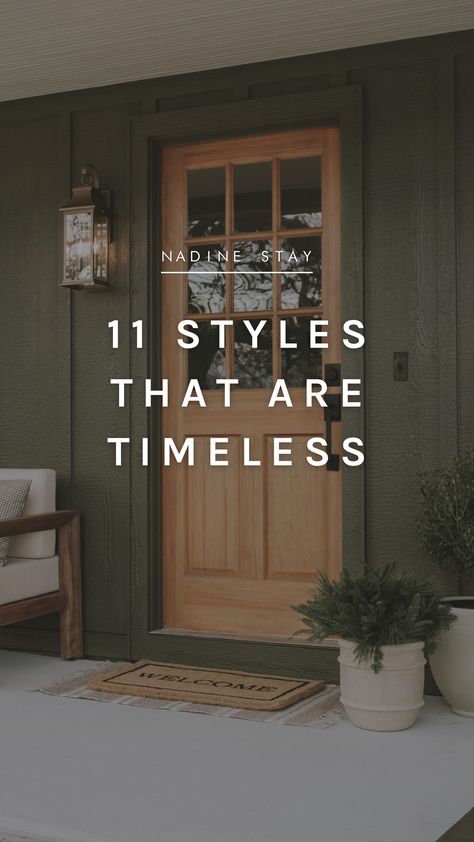 Farmhouse Style Front Door, Craftsman Wood Front Door, Cabin Front Door, Side Entry Door, Exterior Entryway Ideas, Porch Styling, Nadine Stay, Entryway Porch, Entry Porch