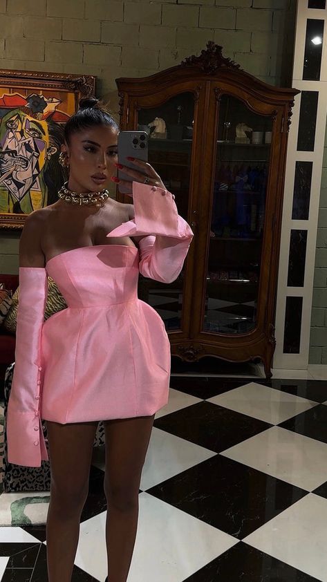 Tea House Outfits, Pink And Black Skirt Outfit, Pink Dress Outfit Party, Prom Dresses Mini, Classy Mini Dress, Long Sleeves Prom Dresses, Short Evening Dresses, Sleeves Prom Dresses, English Dress
