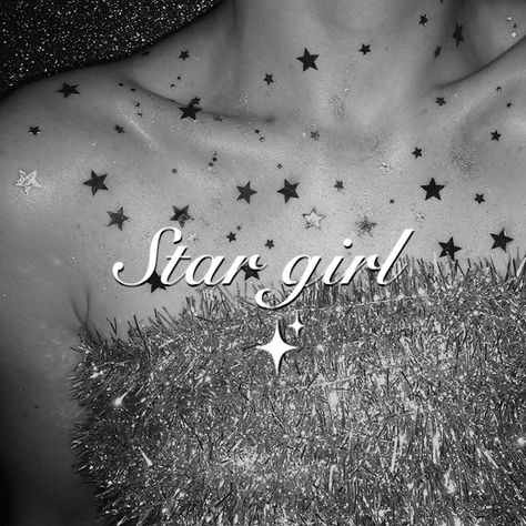 Silver Stargirl Aesthetic, Silver Aesthetic Icon, Silver Girl Aesthetic, Soft Silver Aesthetic, Silver Brunette, Star Vibe, Happy Nation, Silver Aesthetic, Girls Party Themes