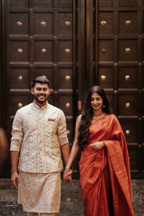 Engagements Outfit Ideas Indian, Engagement Saree Look Indian Couple, Engagement Saree Look Kerala, Saree Ideas For Engagement, Engagement Attire For Indian Couple, Engagement Saree South Indian Bride, Groom Indian Engagement Outfits, Sarees For Engagement Brides, Engagement Couple Outfits Indian Saree