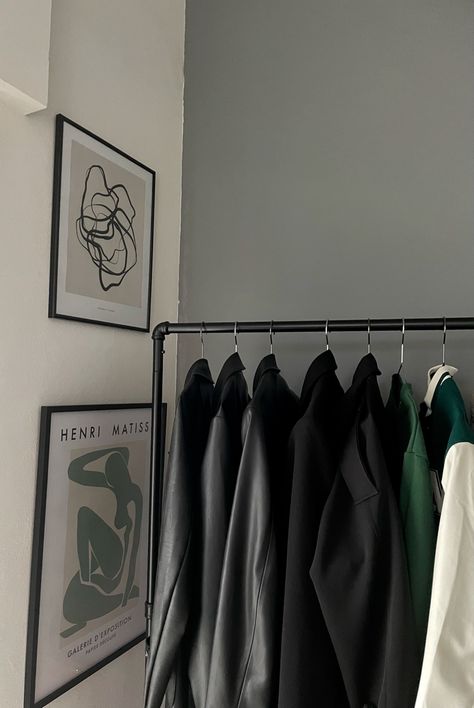 Black Clothes Rail Bedroom Aesthetic, Aesthetic Hanging Clothes, Black Clothing Rack Aesthetic, Clothes Rail Aesthetic, Clothing Rail Aesthetic, Clothes On Hangers Aesthetic, Clothes Hanger Aesthetic, Oasis Home Decor, Clothing Rack Aesthetic