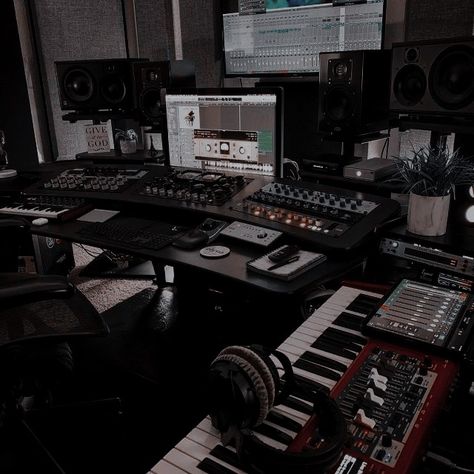 Alexia + Core + Aesthetic, Recording Studio Aesthetic, Semi Eita, Music Mixer, House Of Balloons, Career Vision Board, Shattered Dreams, Dream Music, Rap Wallpaper