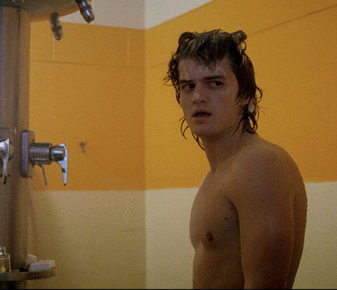 Locker Room Showers, Steve Harrington Stranger Things, Joe Kerry, Beautiful Joe, Stranger Danger, Stranger Things 3, Stranger Things Steve, Stranger Things Have Happened, Cast Stranger Things