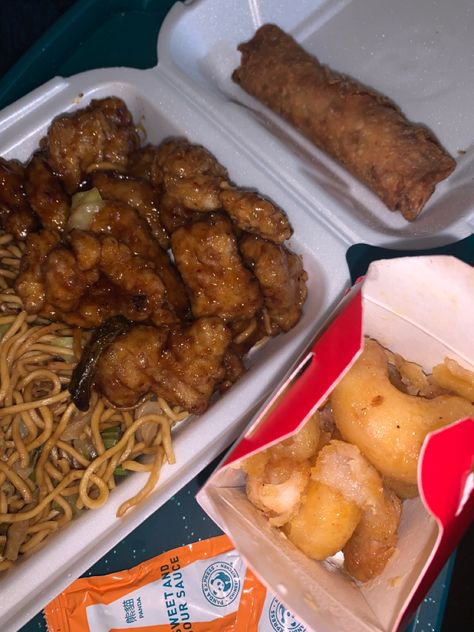 Chicken Chow Mein Aesthetic, Chow Mein And Orange Chicken, Chow Mein Aesthetic, Orange Chicken Aesthetic, Honey Walnut Shrimp Panda Express, Panda Express Aesthetic, Orange Chicken Panda Express, Panda Express Orange Chicken Recipe, Panda Express Orange Chicken