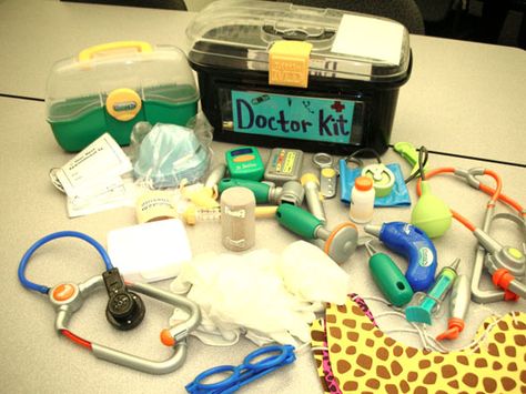 Doctor and Nurse Prop Boxes and lots of other examples of prop boxes Prop Box Ideas, Doctor Activities, Inhome Daycare, Dolphins Art, Abc Preschool, Kids Craft Tables, Doctor And Nurse, Play Props, Prop Box