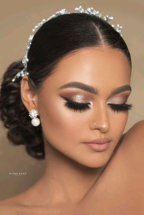 Makeup For The Bride Wedding, Bridal Makeup By Skin Tone Range, Sparkly Bride Makeup, Makeup With A Silver Dress, Makeup That Goes With Silver Dress, Makeup Ideas Natural Silver, Fall Wedding Glam Makeup, Airbrush Makeup For Wedding, Silver Wedding Makeup Brides