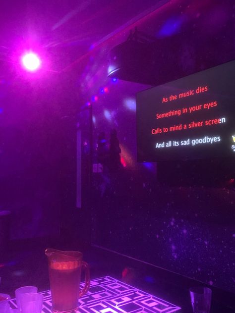 karaoke, karaoke night, nightlife, going out, hang out, night out, purple, purple aesthetic, karaoke aesthetic, night aesthetic Karaoke Date Night, Karaoke Date Aesthetic, Karoke Girls Night, Japanese Karaoke Aesthetic, Karaoke Aesthetic Party, Karaoke Room Aesthetic, Karaoke Night Aesthetic, Karaoke Background, Karaoke Date