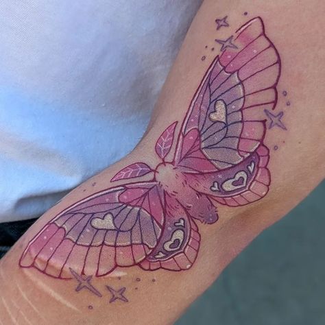 Dragonfly Moth Tattoo, Emerald Moth Tattoo, Butterfly Gem Tattoo, Tattoo Color On Dark Skin, Kawaii Moth Tattoo, Colorful Kawaii Tattoo, Good Cover Up Tattoos Ideas Thigh, Large Unique Tattoos, Super Mario Brothers Tattoos