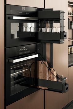 Technology House Design, Kitchen Organization Design, Extreme Kitchens Design, Luxury Kitchen 2023, Kitchen Technology Ideas, Future Kitchen Technology, New House Technology, Modern Functional Kitchen, Functional Design Interior